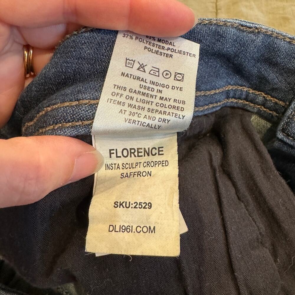 DL1961 Skinny Jeans - Size 28 - Picture 8 of 10